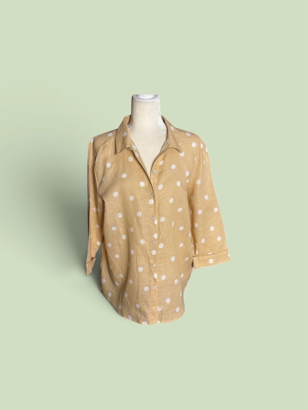 Hester & Orchard Polka Dot Button-Down Shirt in Light Tan 3/4sleves Linen Blend